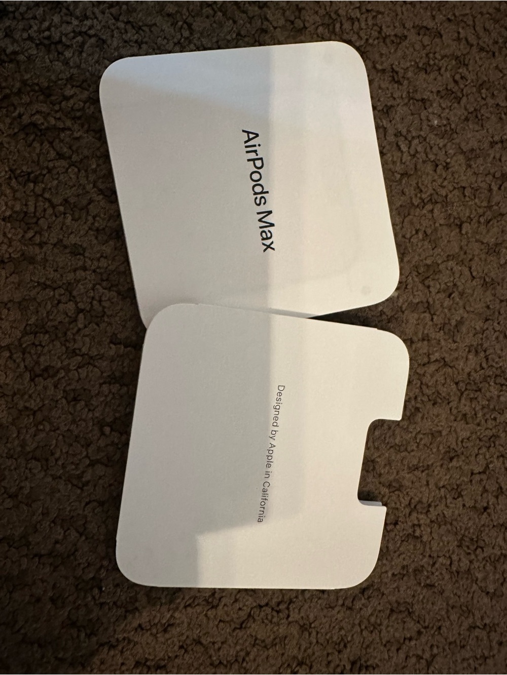 Apple AirPods Max Blue — Retail Packaging - Picture 3 of 16
